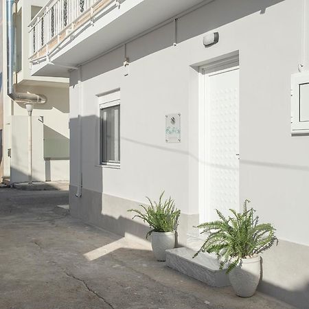 Fofi'S Elegant Home คอสทาวน์ ภายนอก รูปภาพ