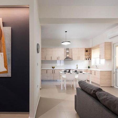 Fofi'S Elegant Home คอสทาวน์ ภายนอก รูปภาพ