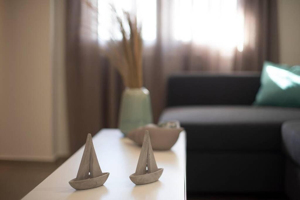 Fofi'S Elegant Home คอสทาวน์ ภายนอก รูปภาพ