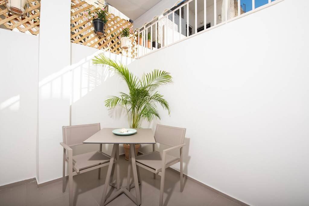 Fofi'S Elegant Home คอสทาวน์ ภายนอก รูปภาพ