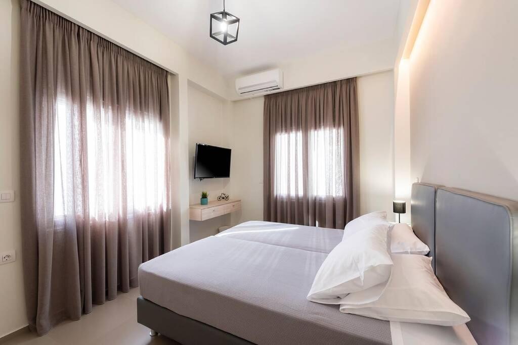 Fofi'S Elegant Home คอสทาวน์ ภายนอก รูปภาพ