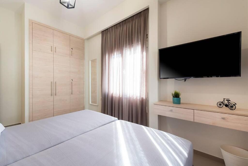 Fofi'S Elegant Home คอสทาวน์ ภายนอก รูปภาพ