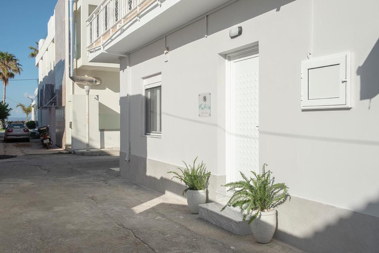 Fofi'S Elegant Home คอสทาวน์ ภายนอก รูปภาพ
